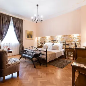 Unique Luxury 4* Split